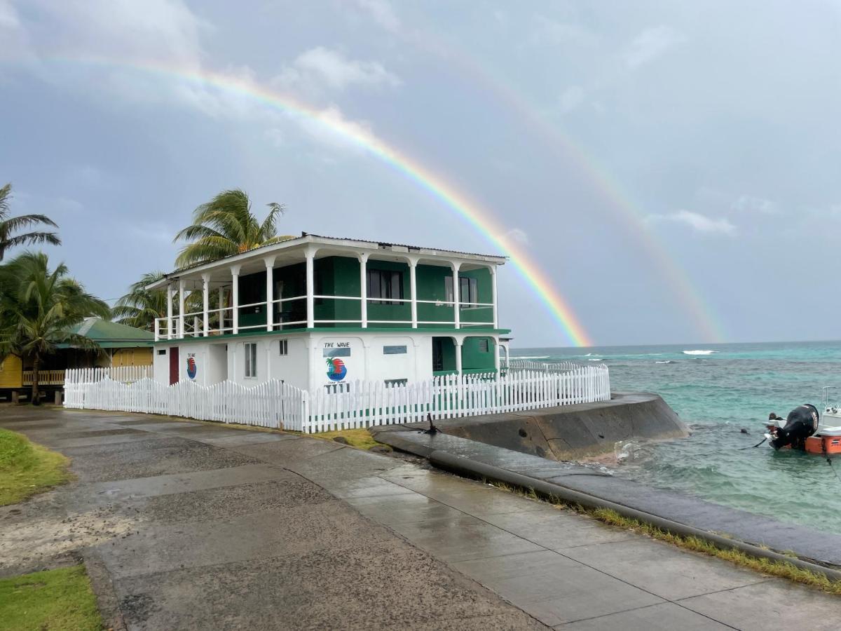 The Wave Hostel Corn Island Brig Bay Exterior foto