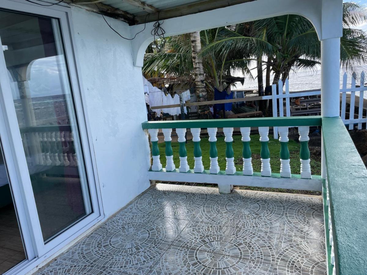 The Wave Hostel Corn Island Brig Bay Exterior foto